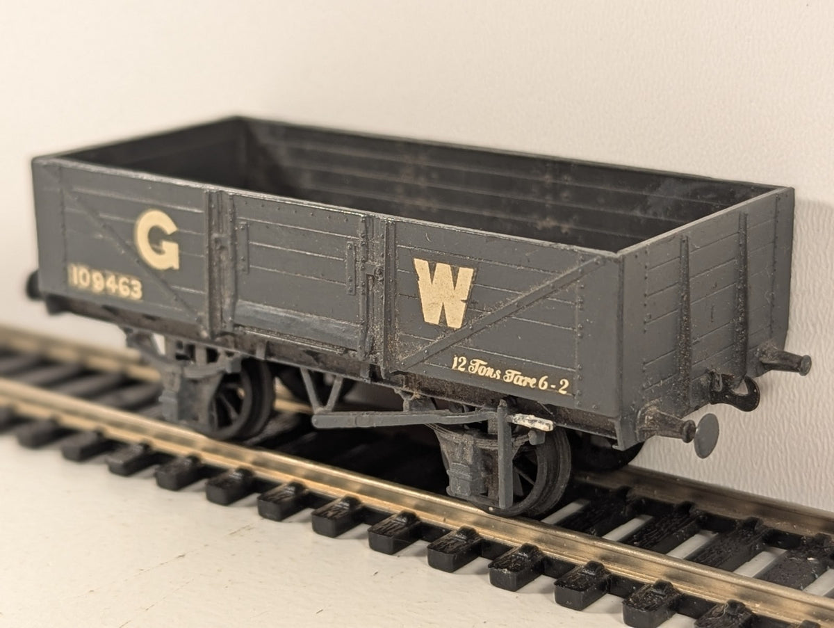 Peco OO Gauge GWR 5 Plank Open Wagon – Built Kit and missing 2 buffer heads