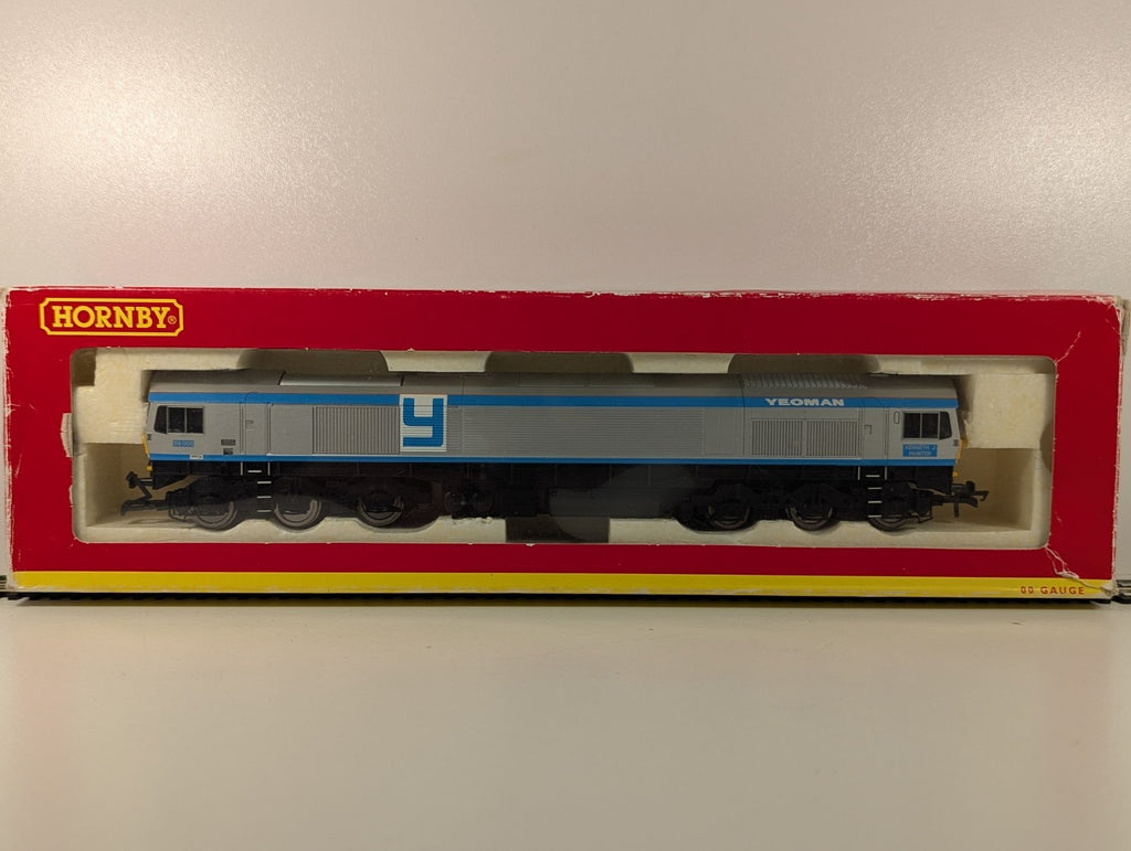 Hornby R3041 Class 59 59005 “Kenneth J Painter” Foster Yeoman