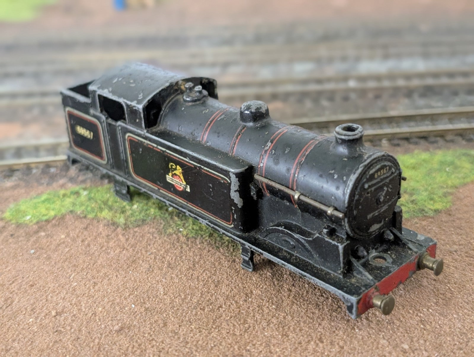 Hornby Dublo EDL17 LNER N2 69567 BR Lined Black 0-6-2T Loco Body