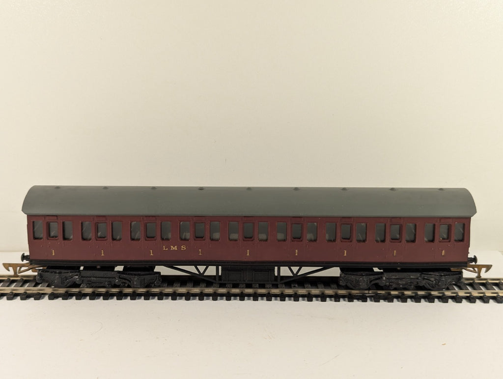 Graham Farish OO Gauge LMS 1st Class Suburban Composite Coach Boxed