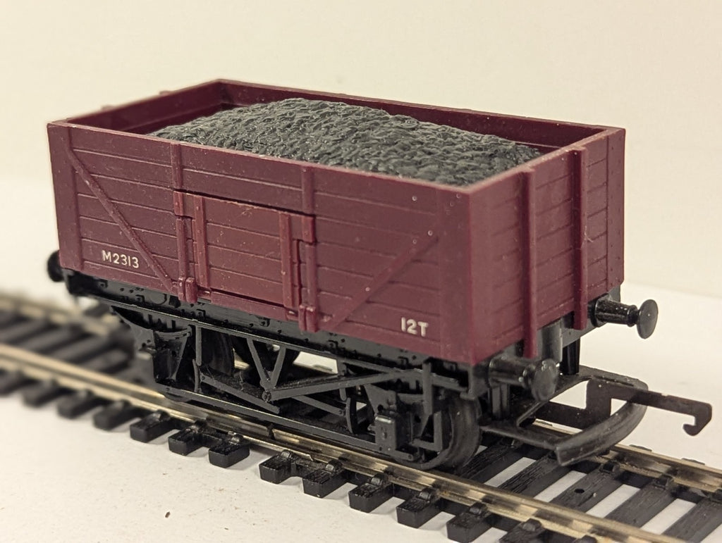 Tri-ang OO Gauge R112 Goods Truck with Drop Doors