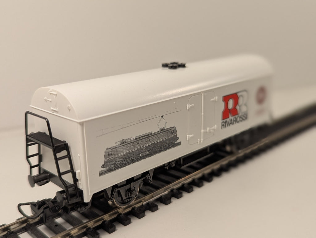 Rivarossi HO Scale 2-Axle Refrigerator Wagon