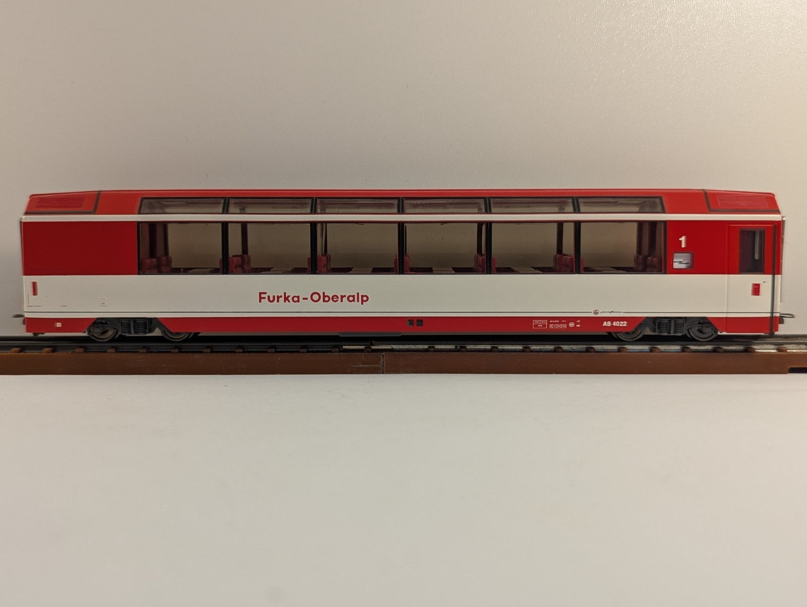 Bemo 3288 202 HOe Gauge Furka-Oberalp Glacier Express First Class coach - boxed
