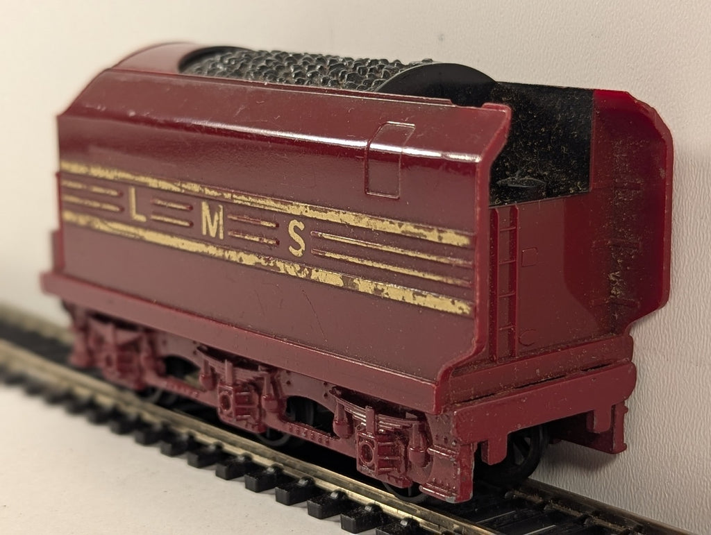 Hornby OO Gauge LMS Streamlined Coronation Tender LMS Crimson Lake