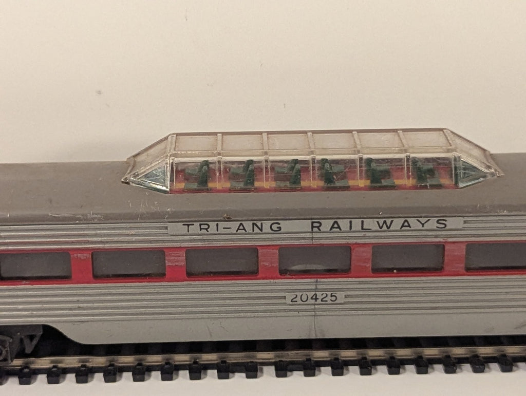 Tri-ang Railways OO Gauge R25 Vista Dome Coach 20425