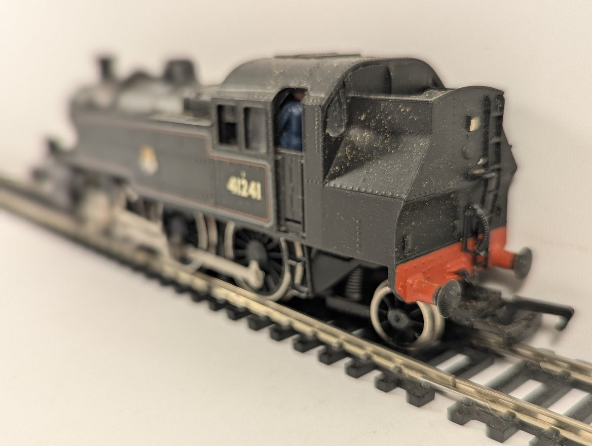 Bachmann OO Gauge Ivatt 2-6-2 Tank Steam Locomotive 41241 BR Lined Black 31-451