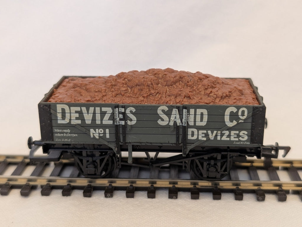 Airfix OO Gauge Devizes Sand Co 5 Plank Wagon Open Wagon 1 Devizes