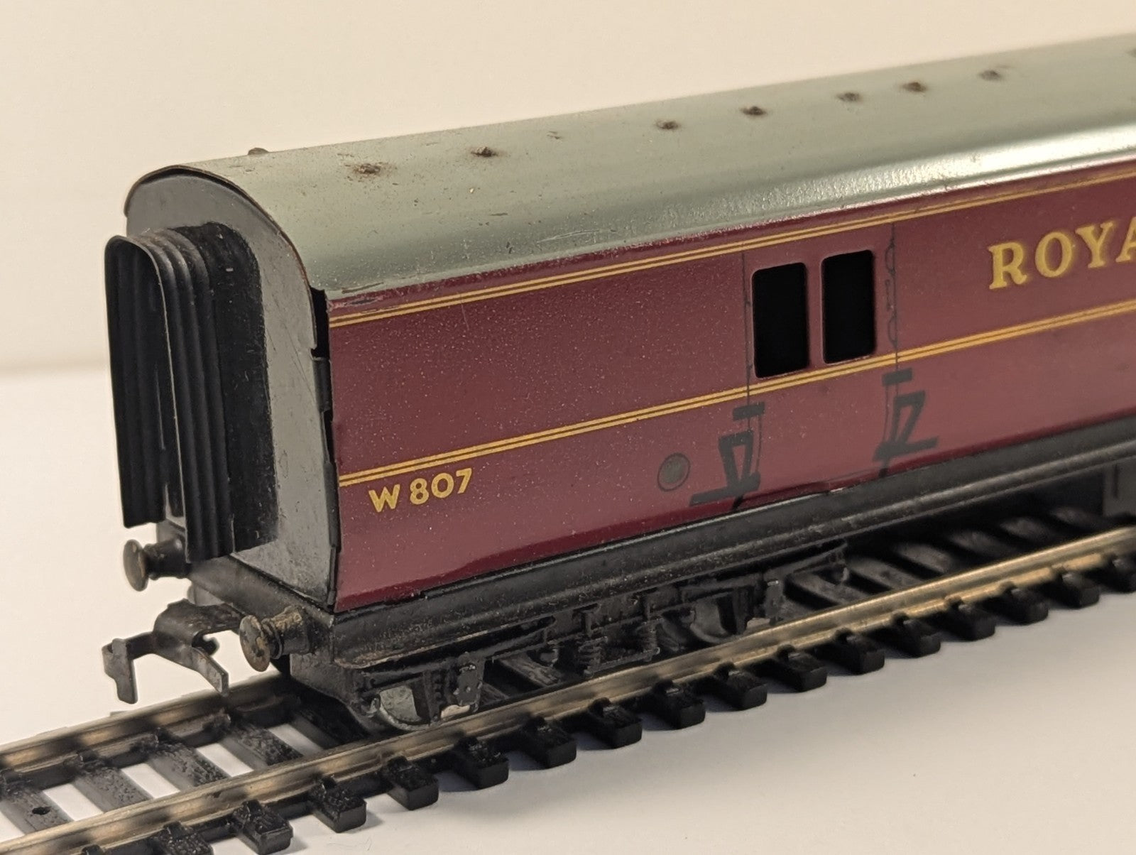 Hornby Dublo 4021 BR Maroon Royal Mail TPO Mail Van W807
