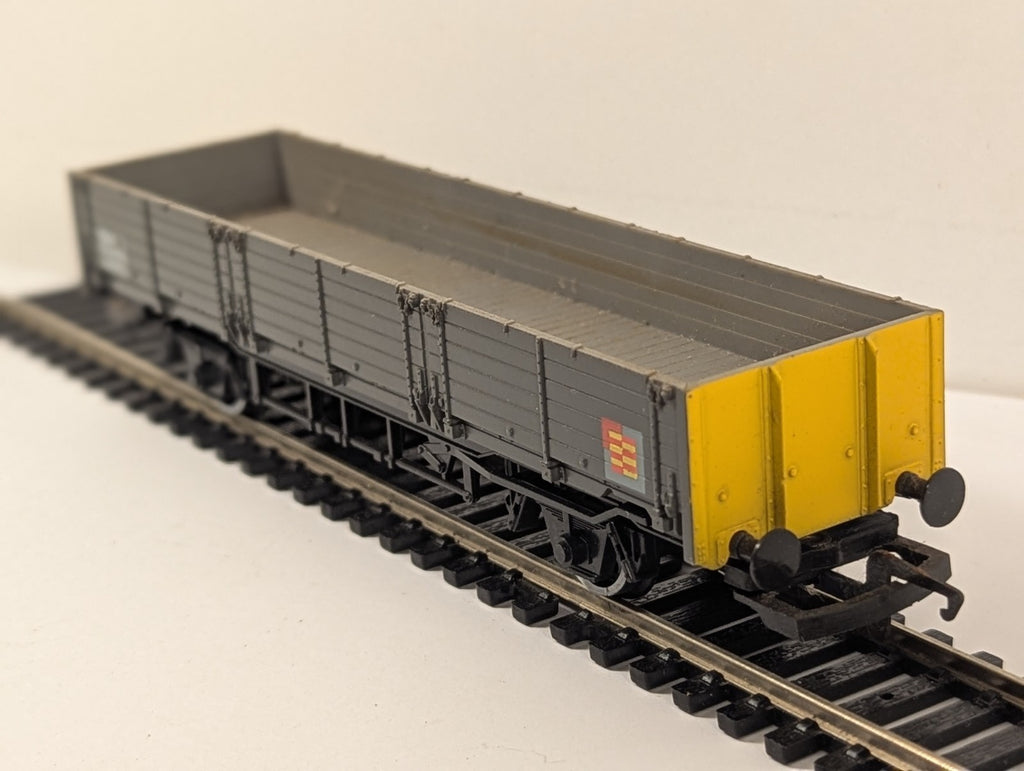 Hornby R.067 OO Gauge 45 Ton Open Wagon OAA Railfreight Sub-Sector 100005