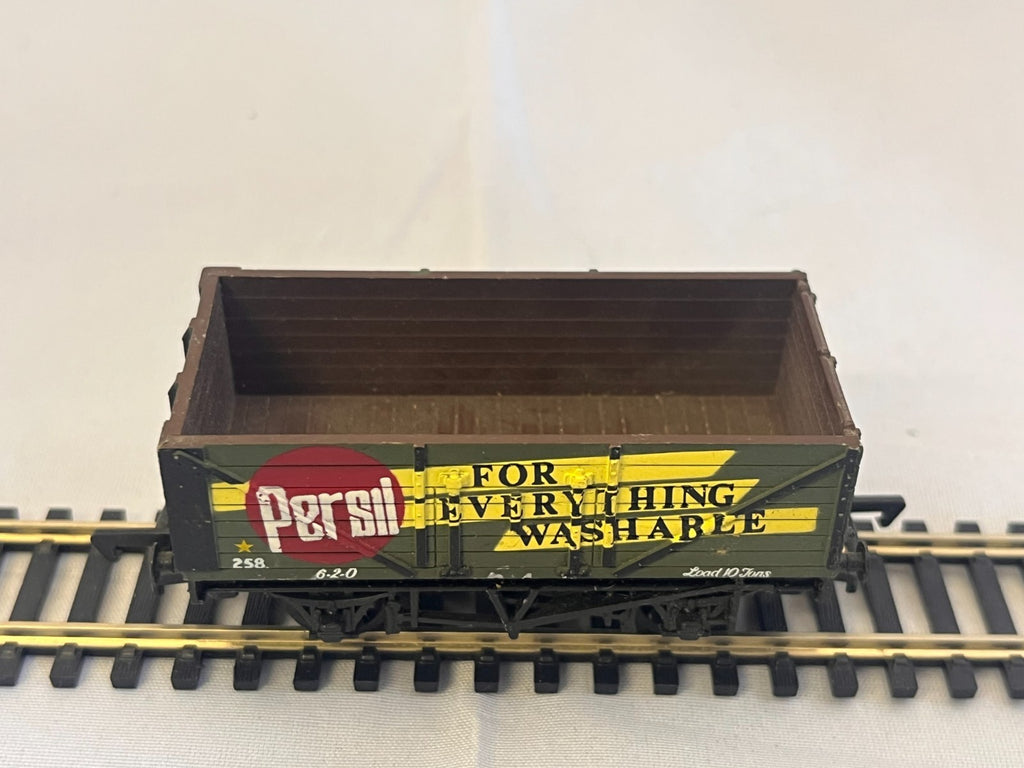 Mainline Railways OO Gauge Persil 7 Plank Wagon