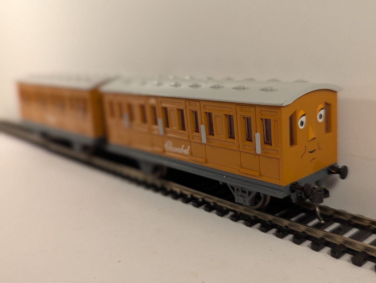 Bachmann OO Gauge Annie and Clarabel Coaches Orange