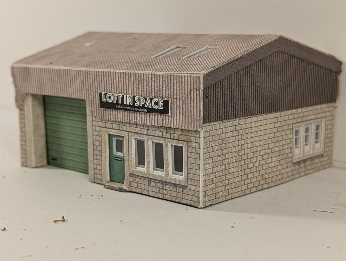 Metcalfe N Gauge Modern Industrial Unit Building PO284