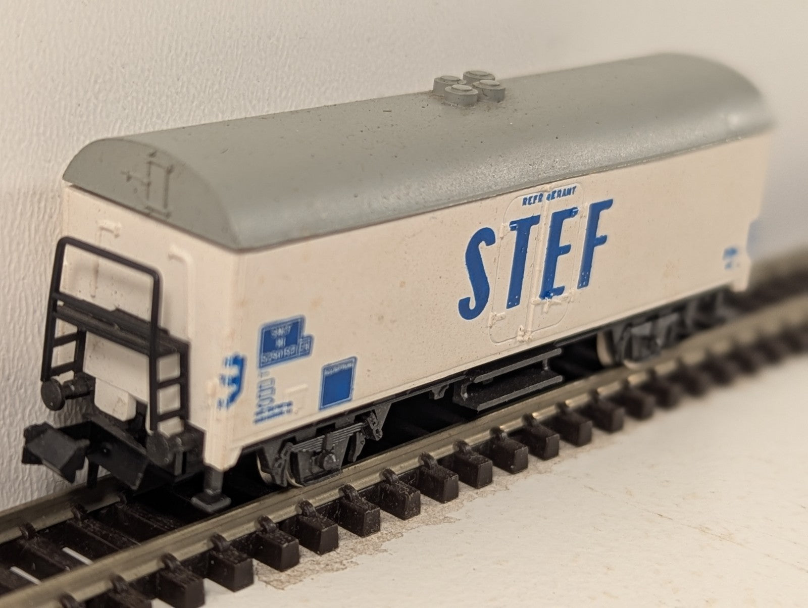 Rivarossi N Gauge SNCF STEF Refrigerated Wagon