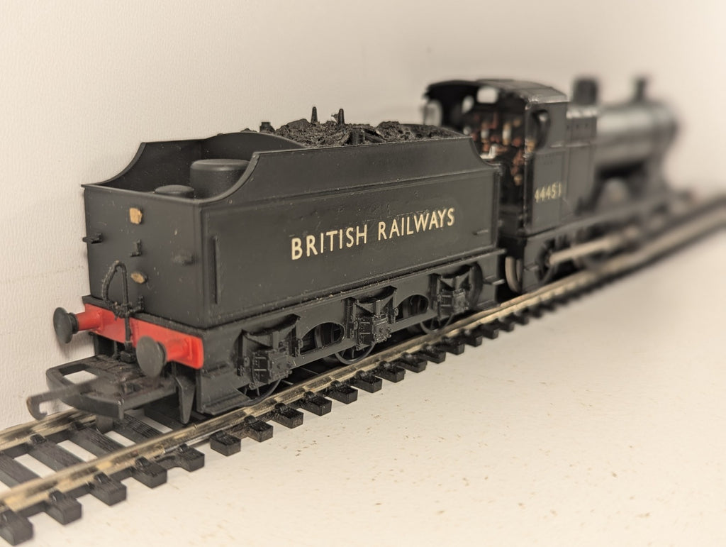 Airfix OO Gauge Fowler Class 4F 0-6-0 Steam Locomotive 44451 BR Black