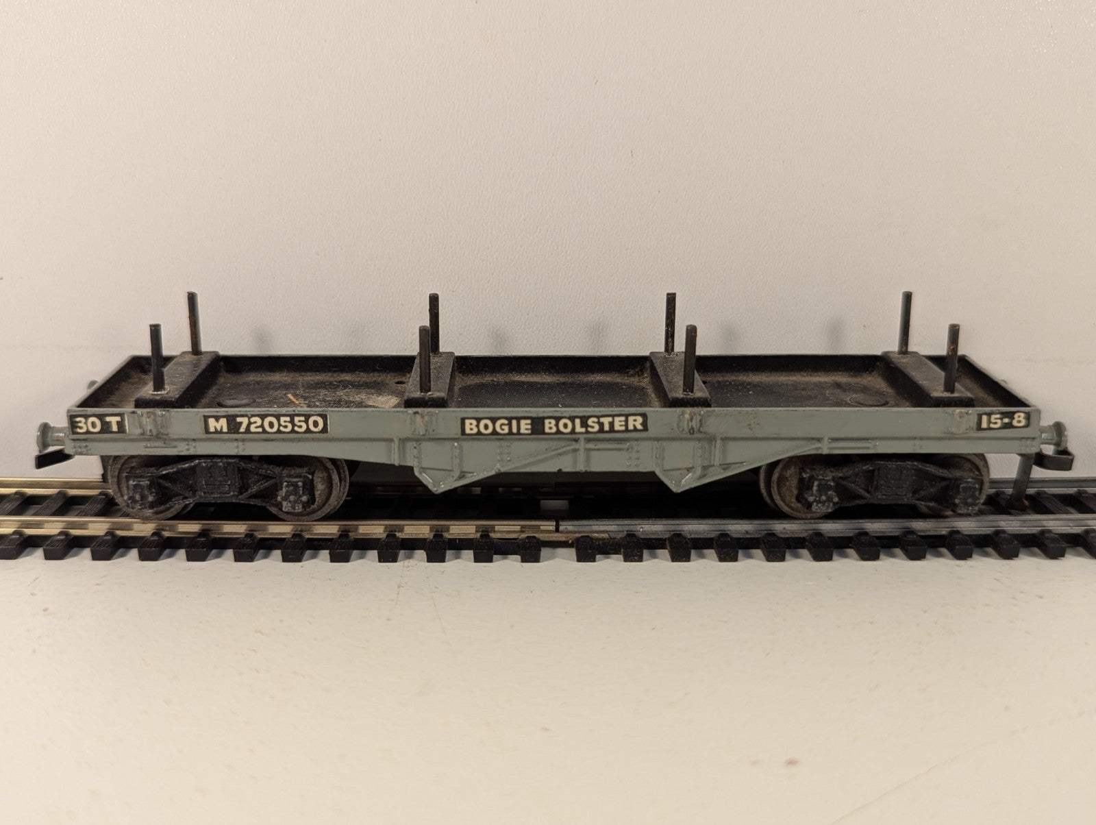 Hornby Dublo OO Gauge 30T Bogie Bolster Wagon