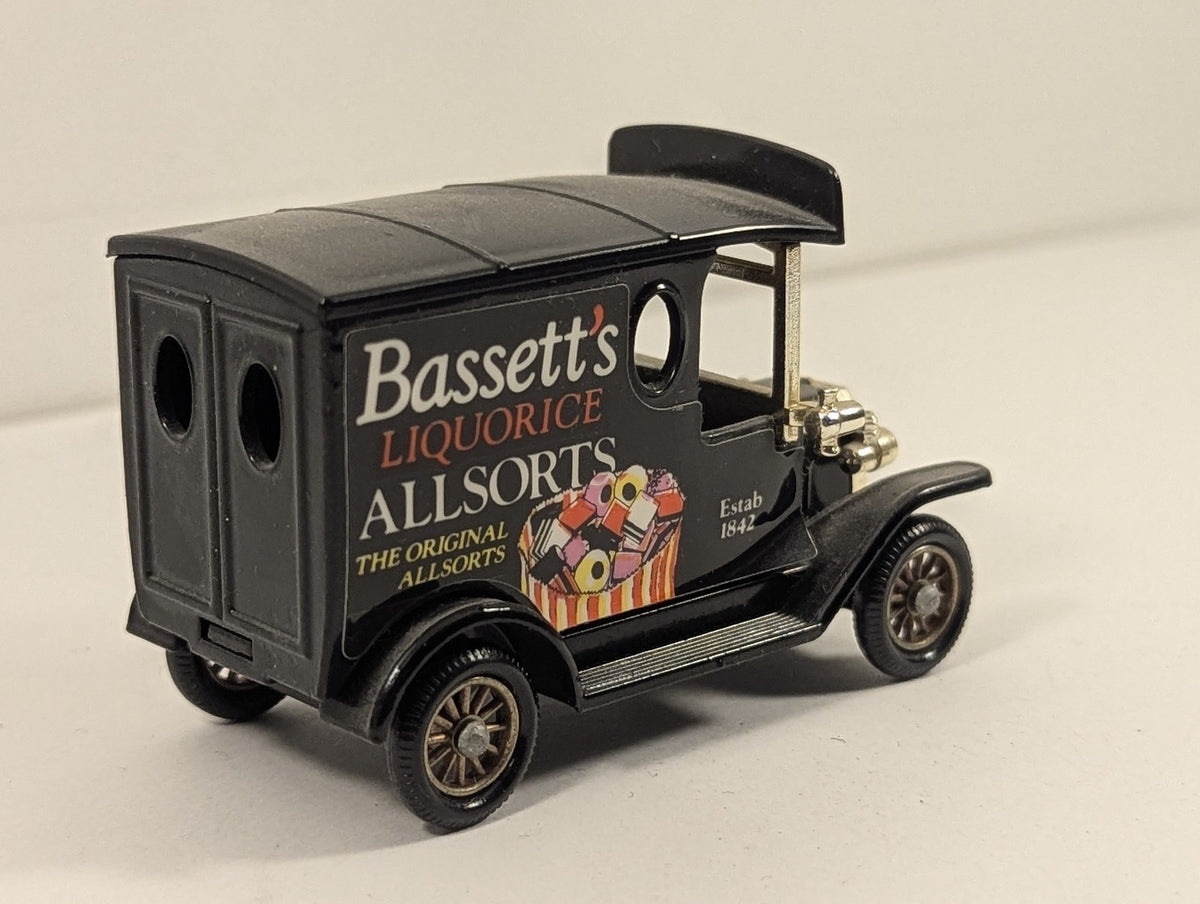 Lledo Ford Model T Van Die-cast Model Van Bassett's Liquorice Allsorts