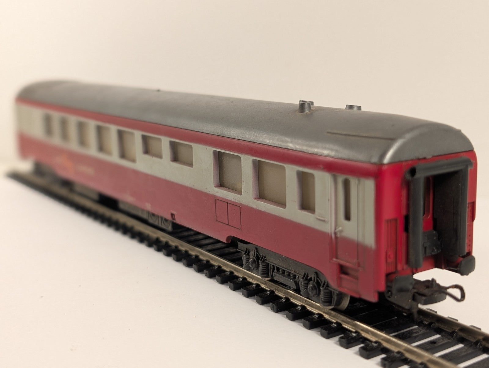 Lima SNCF Gril Express OO Gauge Restaurant Coach