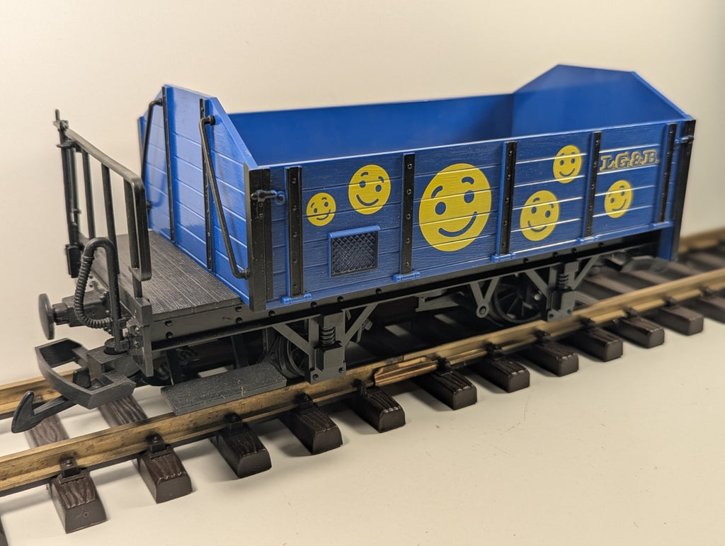 LGB 94306 G Gauge Smiley Face Gondola