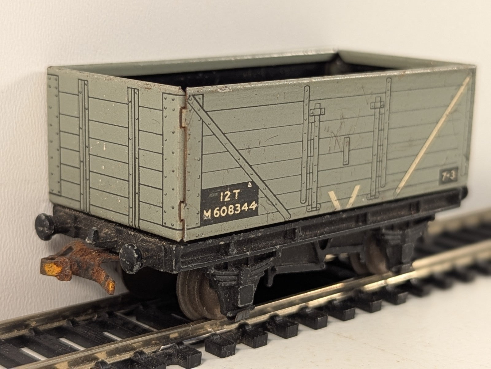 Hornby Dublo OO Gauge 12T Open Wagon M608344 BR Grey D1