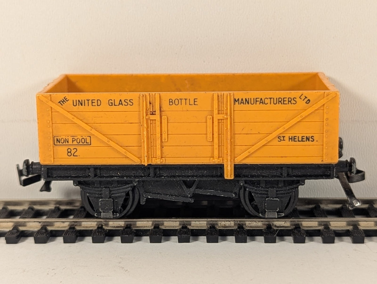 Hornby Dublo OO Gauge United Glass Bottle Manufacturers Open Wagon 82