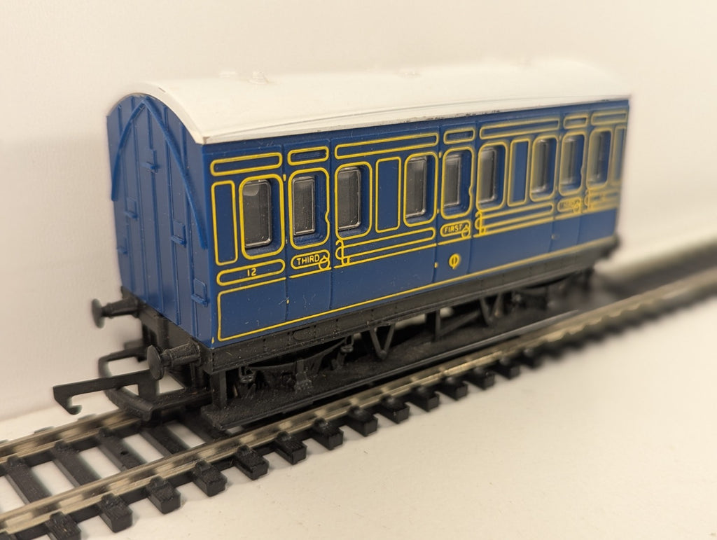 Hornby OO Gauge Caledonian Railway 4-Wheel Coach