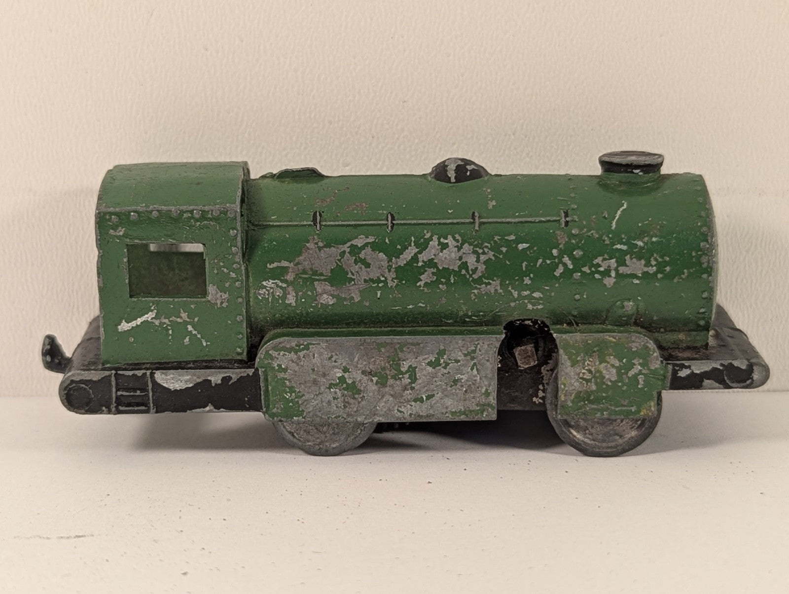 Vintage Kay  Diecast Clockwork 0-4-0 Tank Locomotive Green