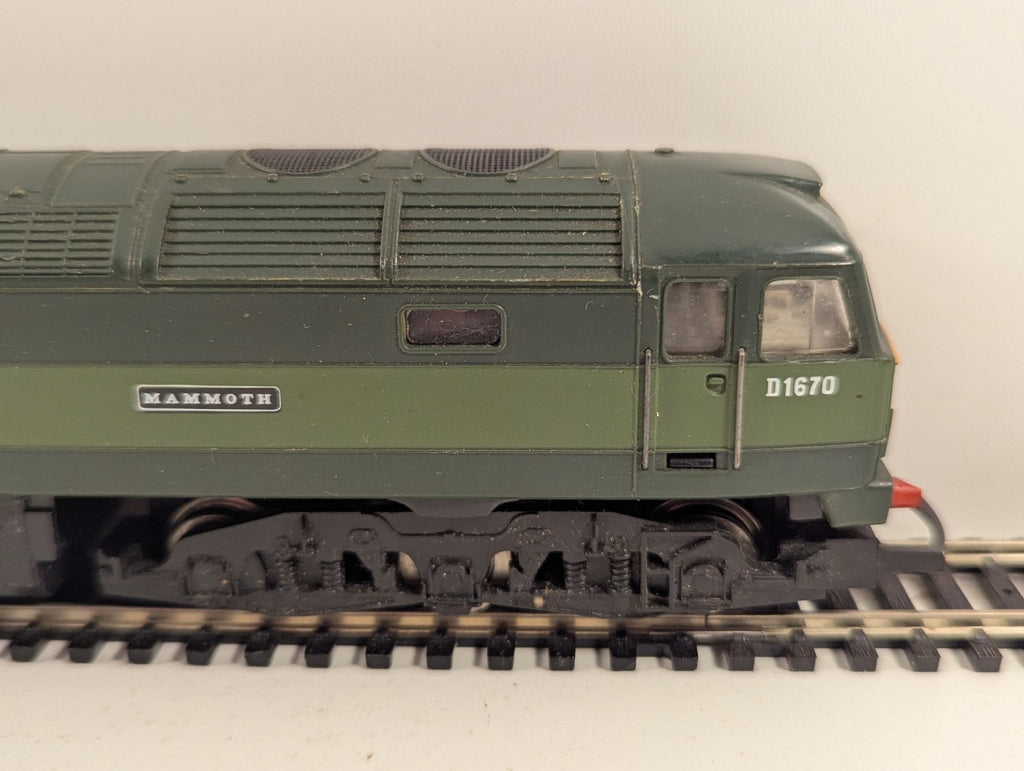 Hornby R073 Class 47 D1670 “Mammoth” BR Green Diesel Locomotive Needs Attention
