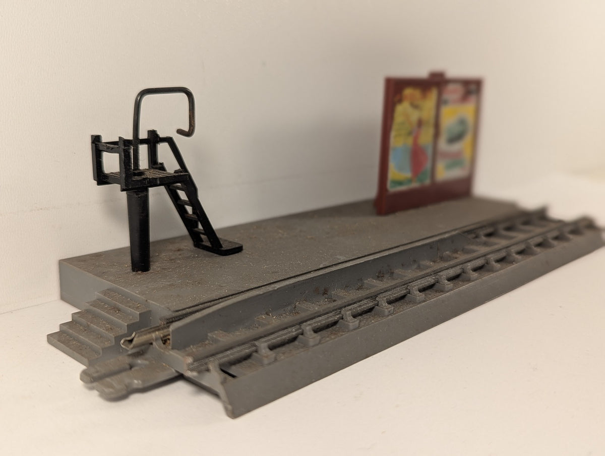 Tri-ang OO Gauge Operating Royal Mail Coach Set Rolling Stock M30224 BR Maroon