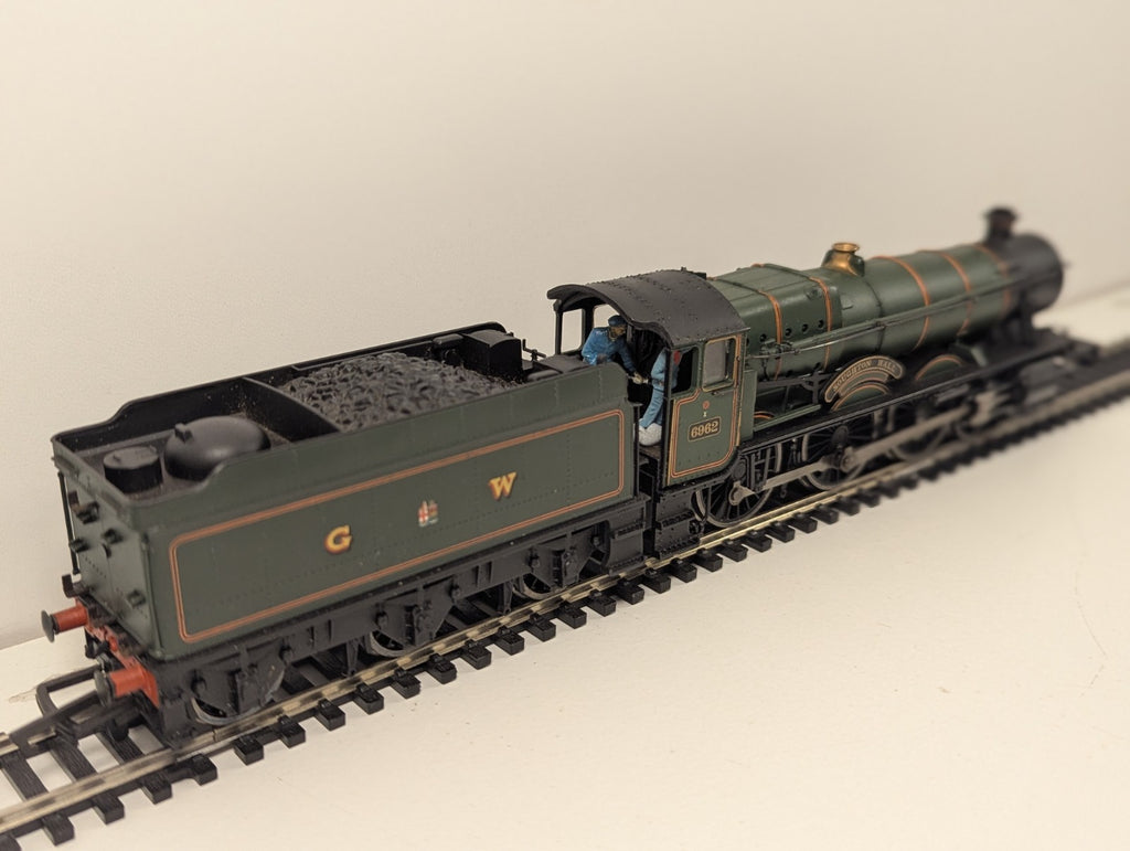 Bachmann 31-777 OO GWR 6962 Soughton Hall Boxed