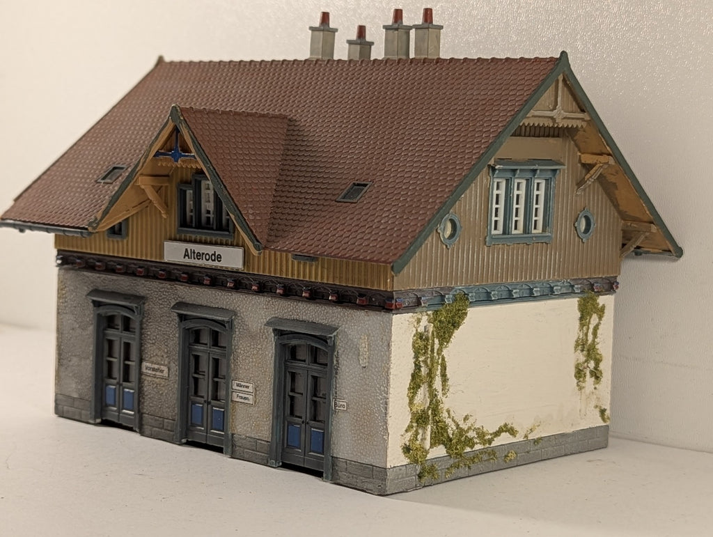 Auhagen HO Gauge Bahnhof Alterode Station Building