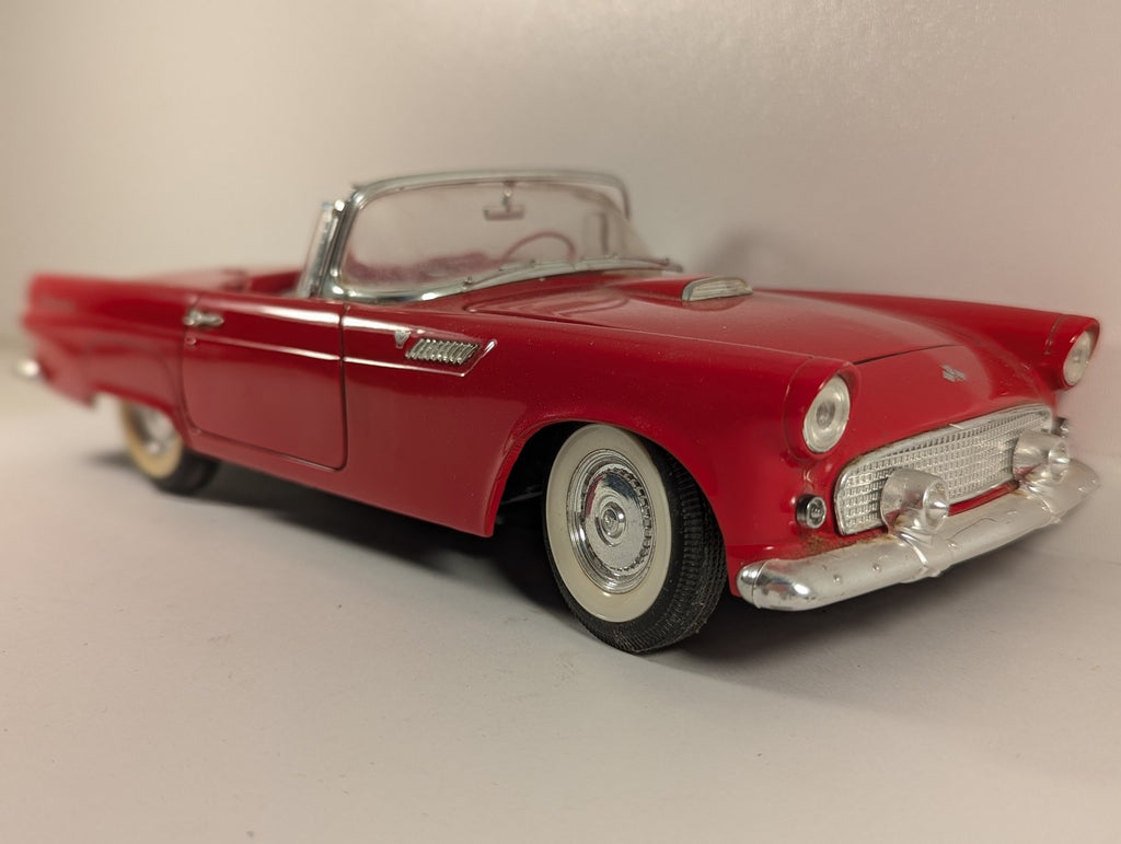 Revell 1:18 1955 Ford Thunderbird Diecast Model Car 55 T-BIRD Red 8803