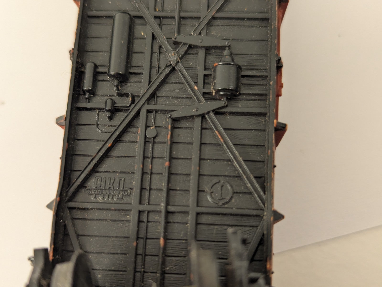 Piko OO Gauge DR Steel Mineral Gondola Bogie Wagon - missing back buffer