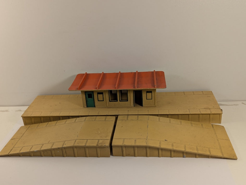 Hornby Dublo D1 Island Platform OO Gauge