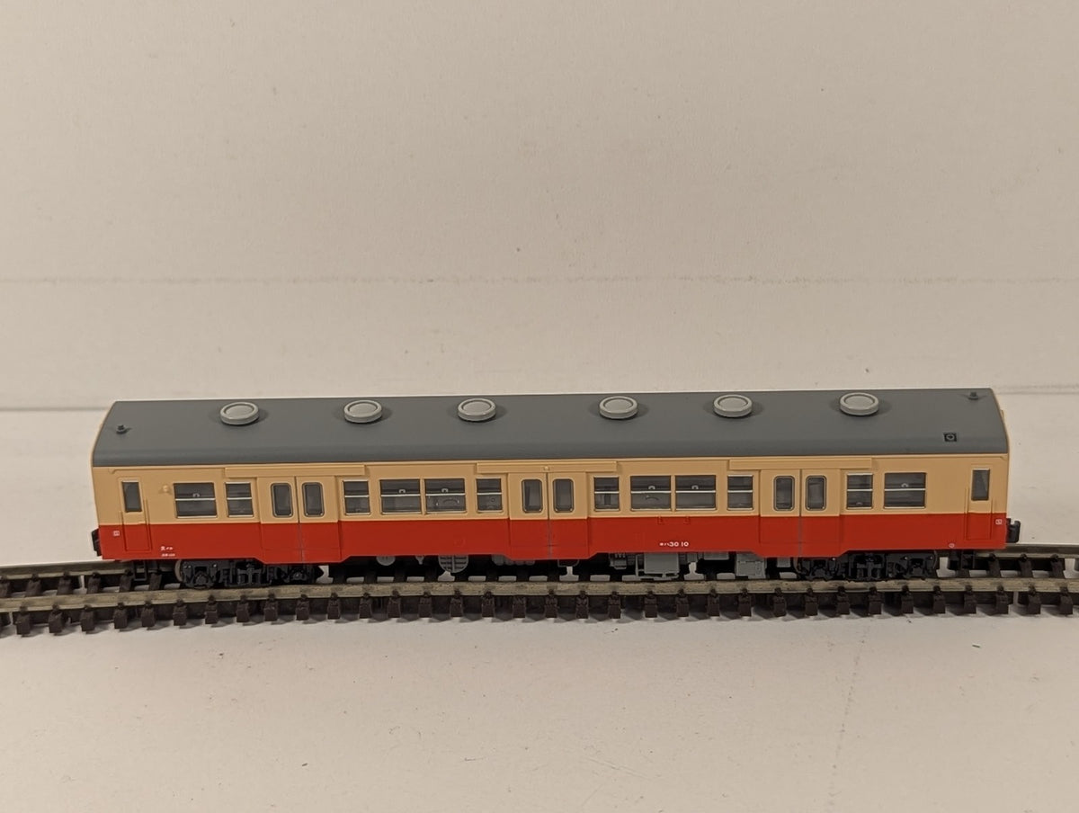 Kato N Gauge KiHa 30 Diesel Railcar KiHa 30 10 JNR Cream and Red 6073-1