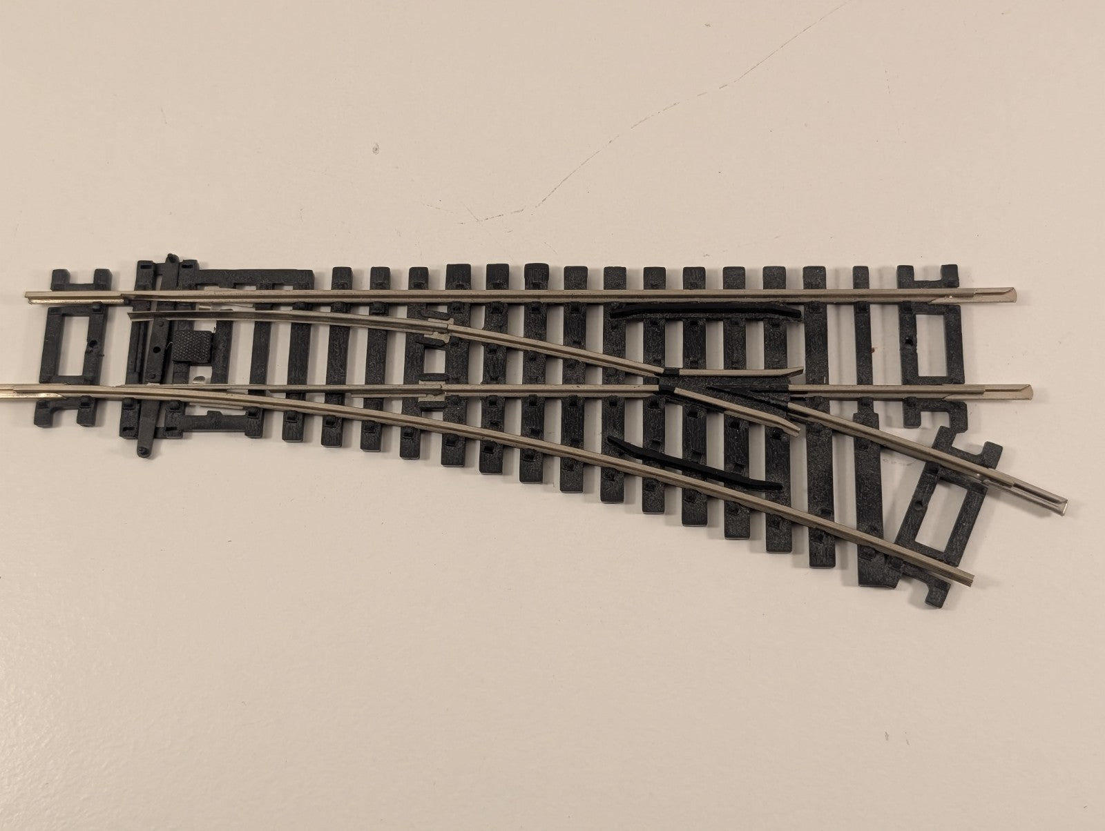 Hornby R8073 OO Gauge Nickel Silver Right-Hand Point