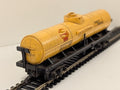 Tri-ang R117 OO Gauge Shell Oil Tanker Wagon - Broken Coupler