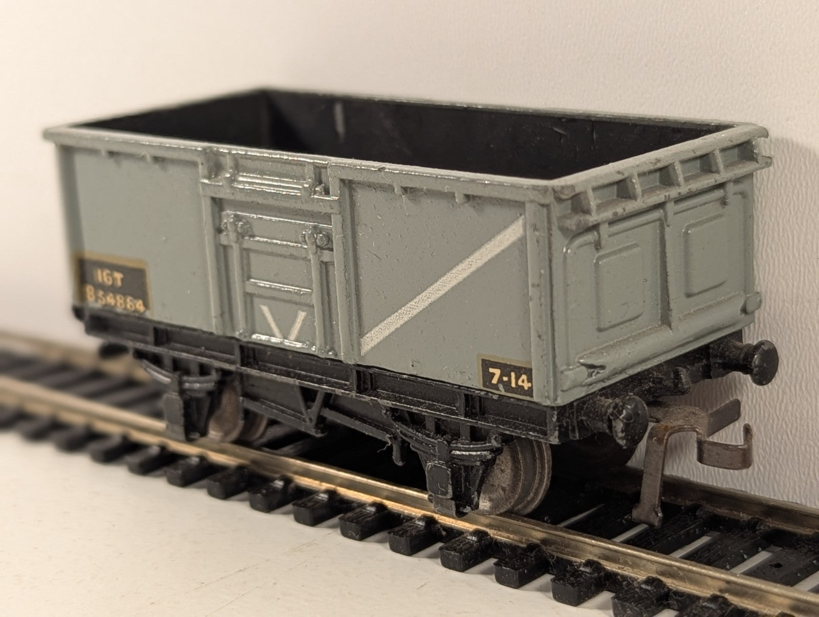 Hornby Dublo Grey 16 Ton Mineral Wagon OO Gauge