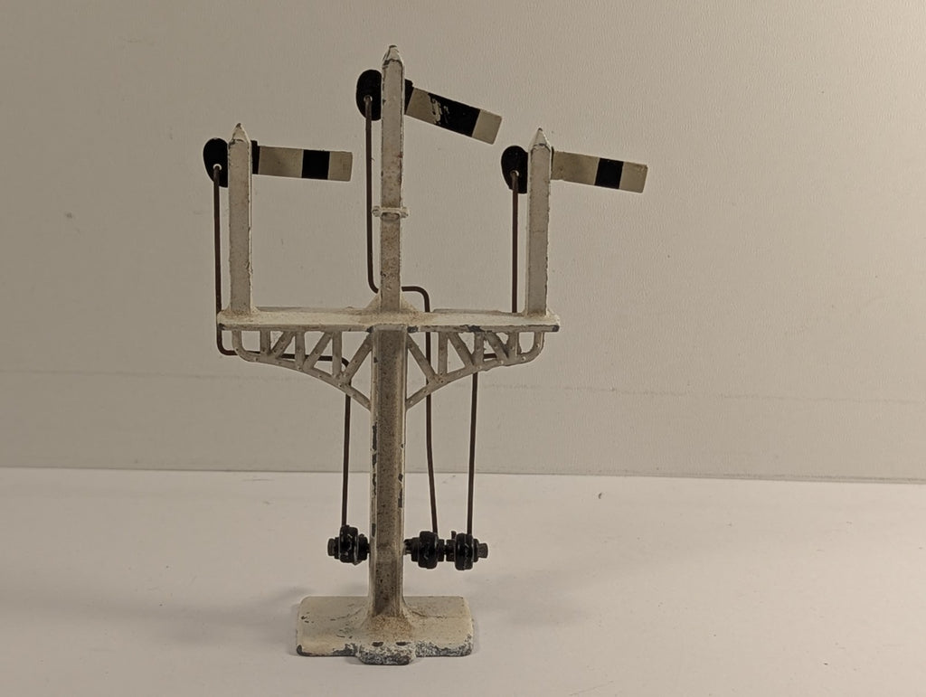 Crescent OO Gauge Triple Semaphore Signal