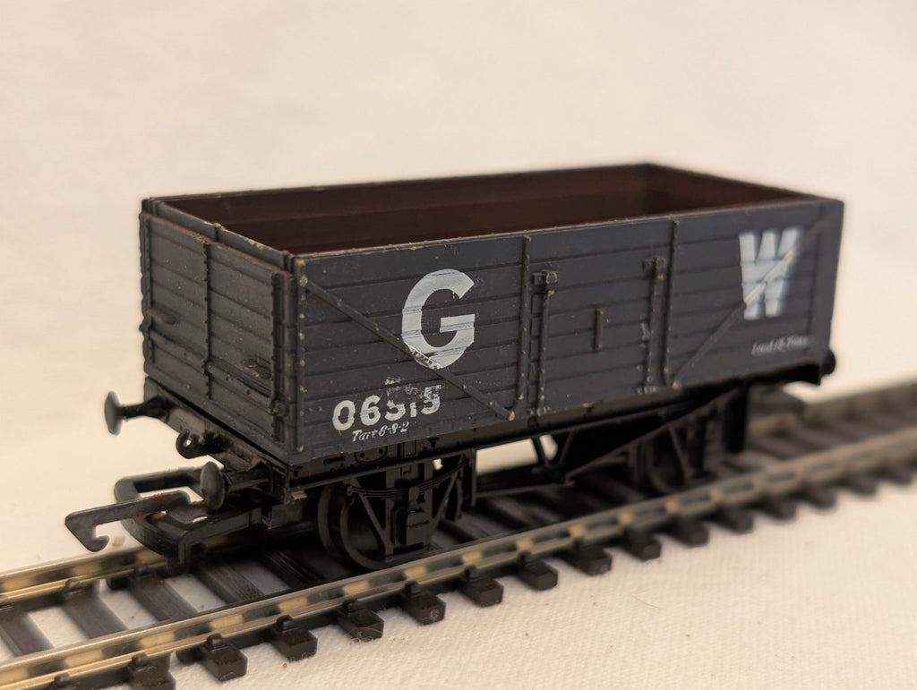 Dapol OO Gauge GWR 7-Plank Open Wagon 06515 - Dark Grey