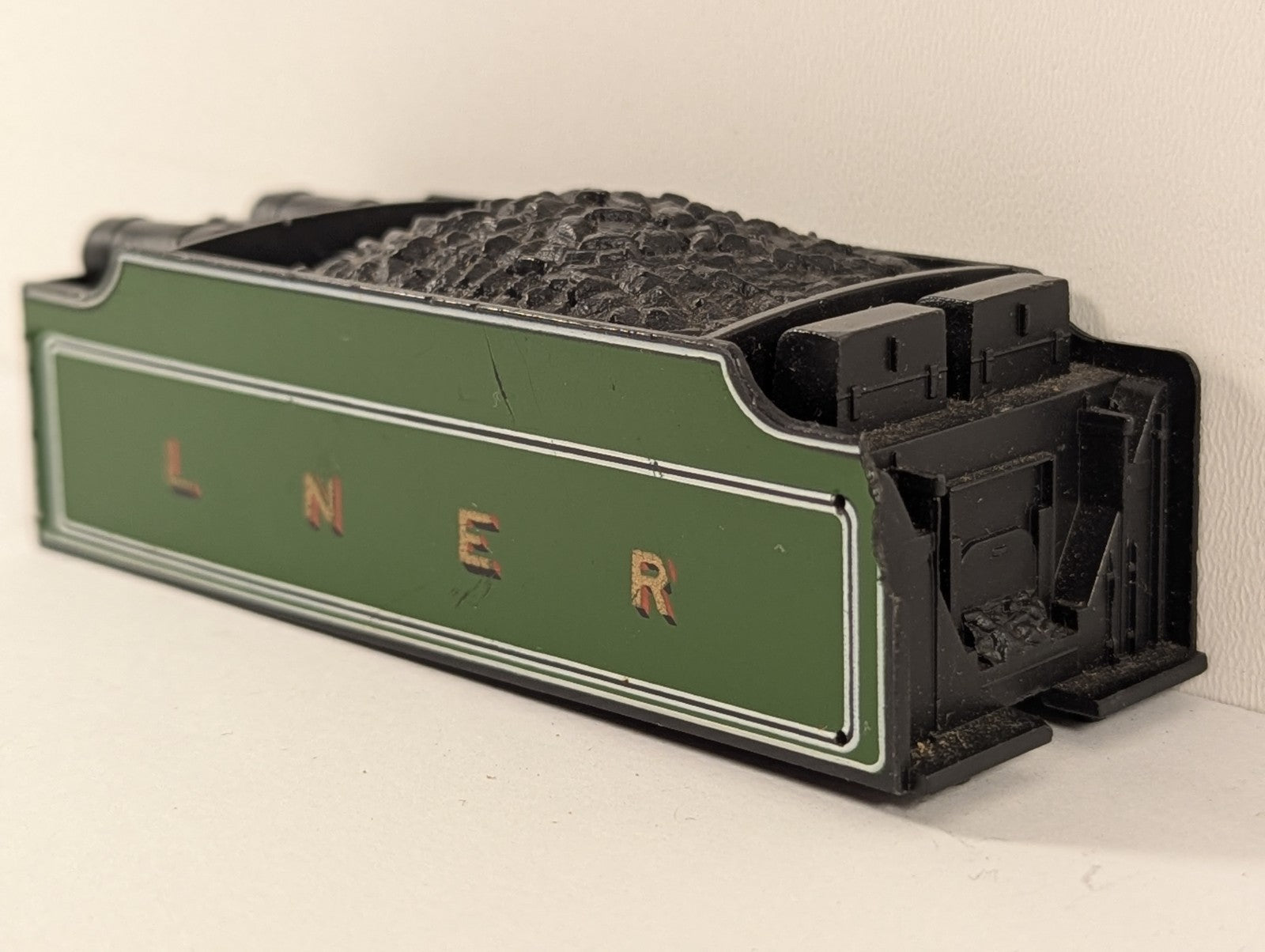 Hornby OO Gauge LNER Group Standard Tender Shell - Spares/Repairs