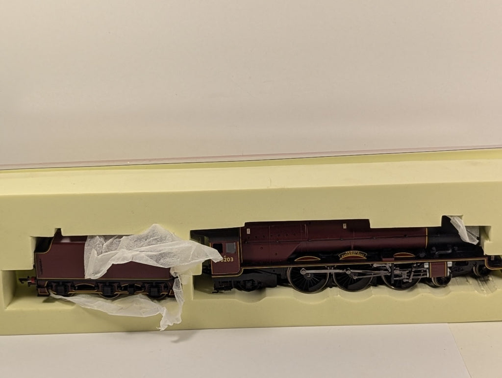 Hornby OO Gauge Princess Royal Class 8P 'Princess Margaret Rose'