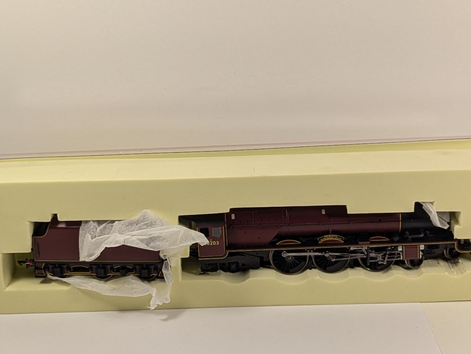 Hornby OO Gauge Princess Royal Class 8P 'Princess Margaret Rose'