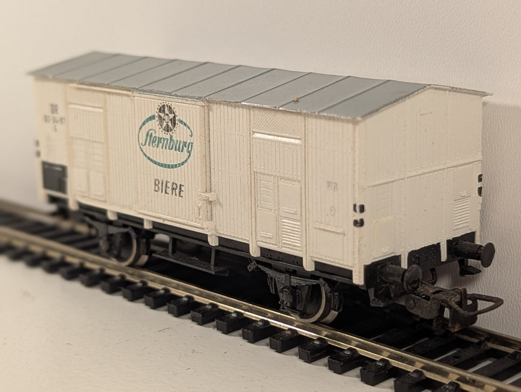 Piko HO Scale Sternburg Biere Refrigerator Wagon (DDR)