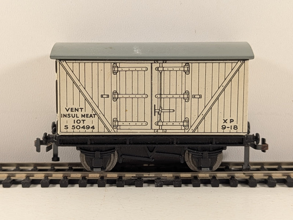 Hornby Dublo 32065 OO Gauge BR White D1 Meat Van - Boxed
