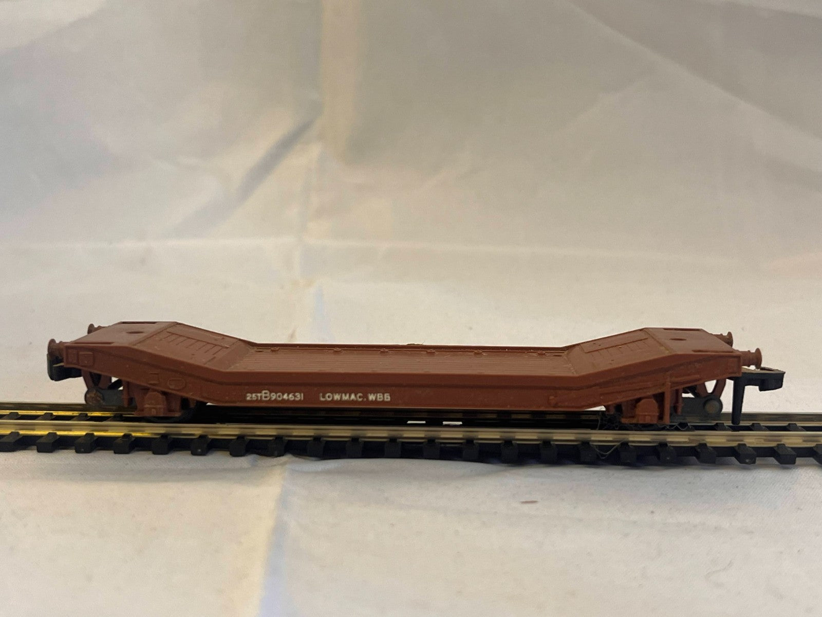 Hornby Dublo 4652 OO Gauge Brown Machine Wagon Lowmac Boxed