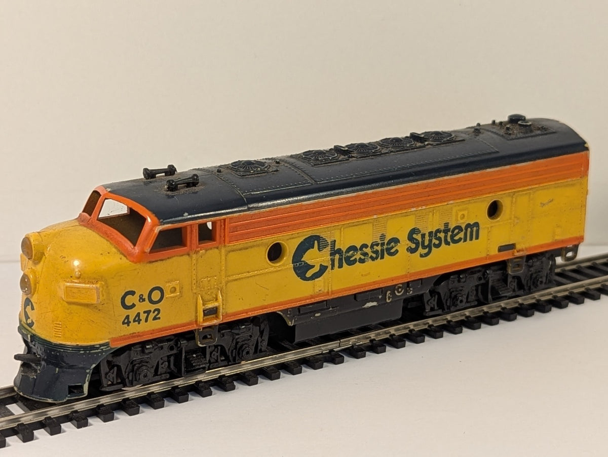 Life-Like OO Gauge Union Pacific E9 Diesel – Spares/Repair
