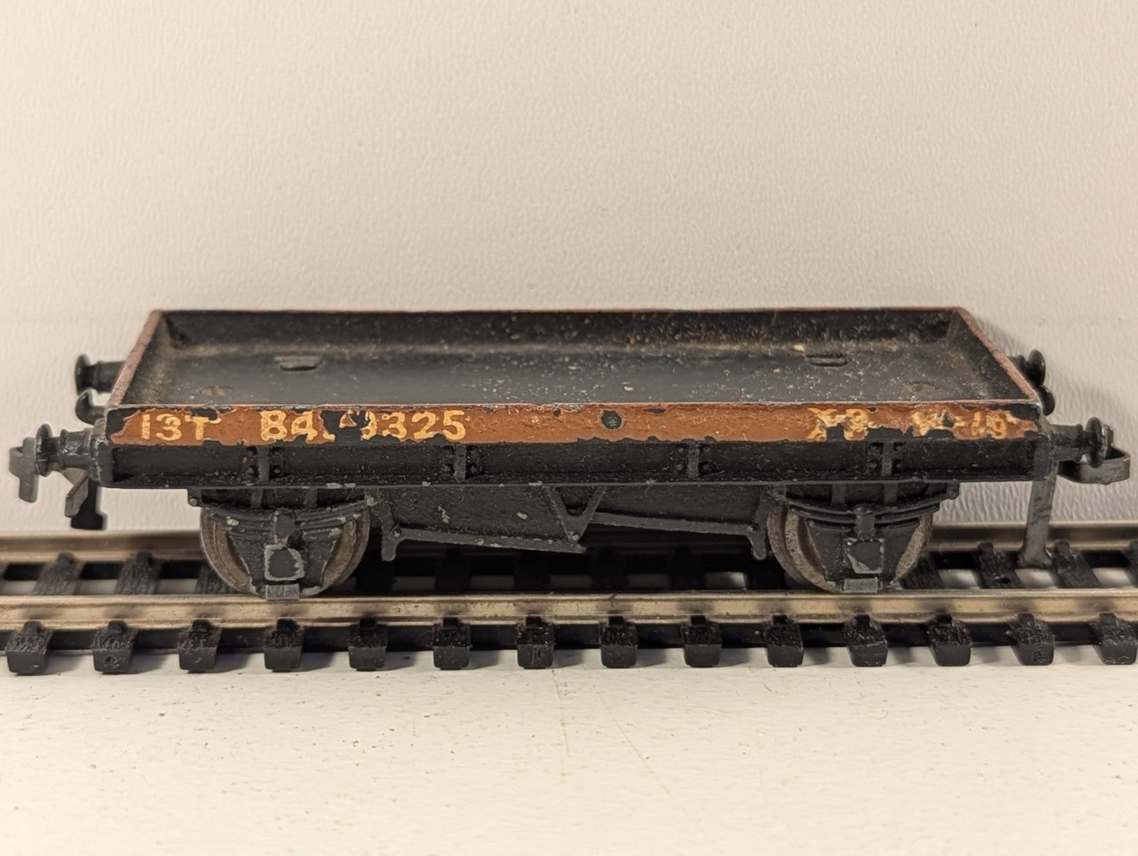 Hornby Dublo 13 Ton Low Sided Wagon OO Gauge