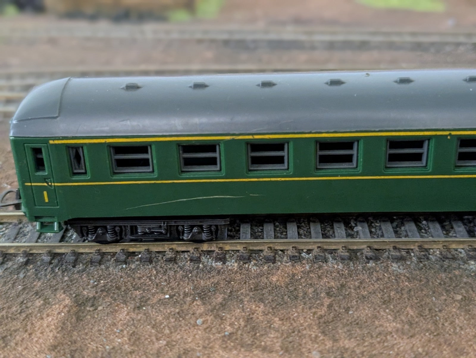 Lima HO Gauge Green Passenger Coach S15874