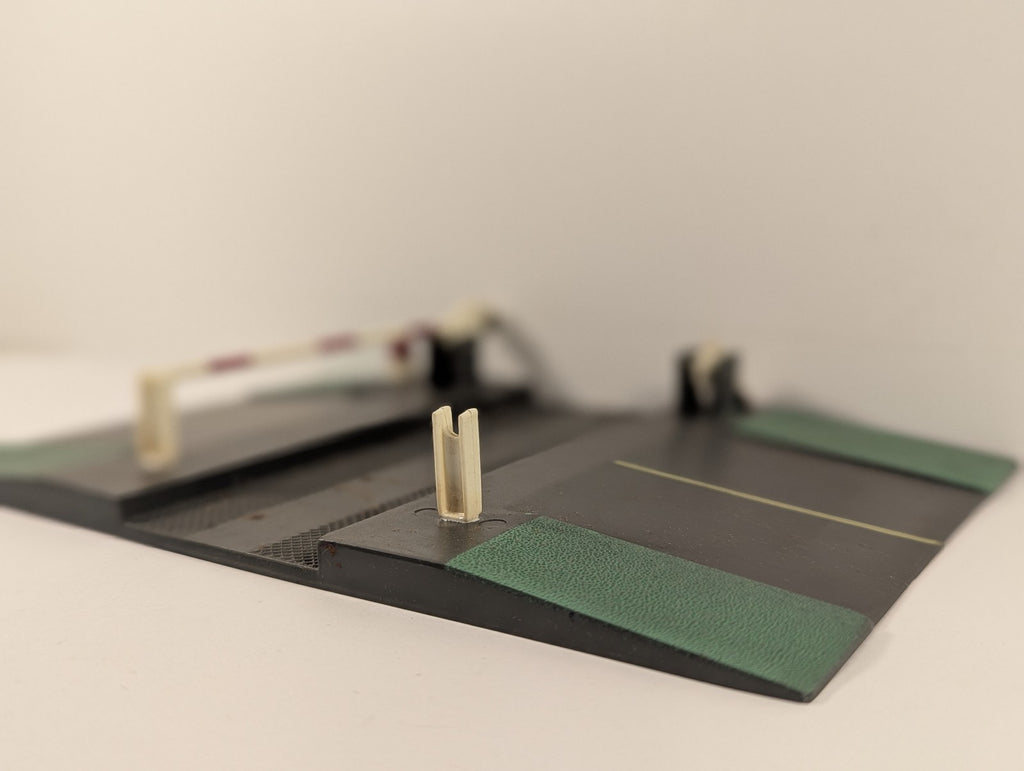 Playcraft OO/HO Single Track Level Crossing