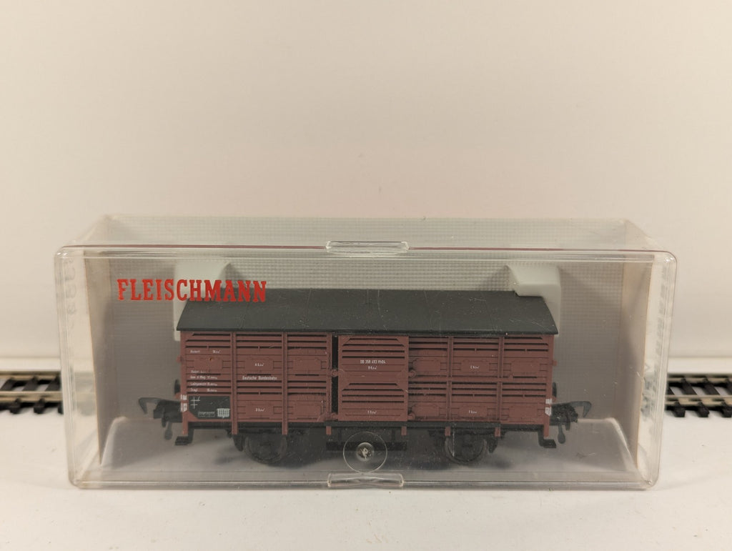 Fleischmann 5354 HO Gauge Red DRG Kleinviehwagen Boxed